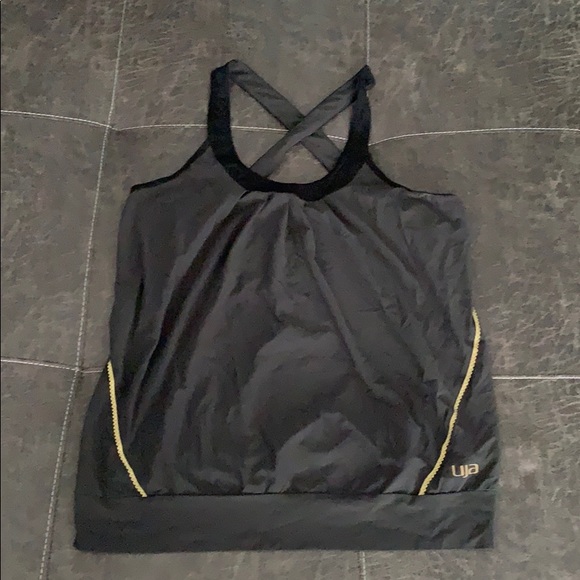 Lija Tops - Lija workout top